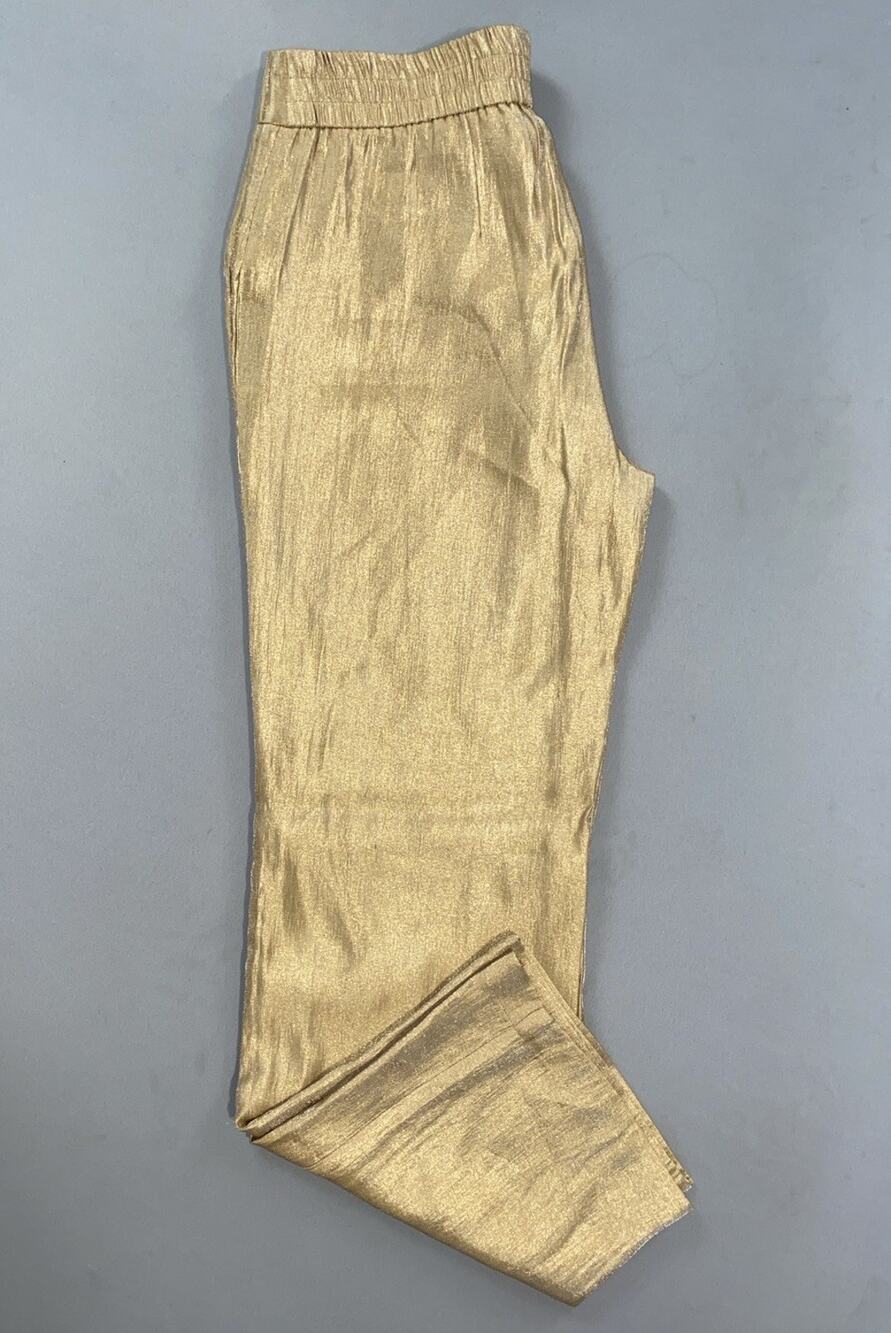 Chico's Travelers Women's Pull On Metallic Welt Pocket Pant in Gold. Tag 0R (4).